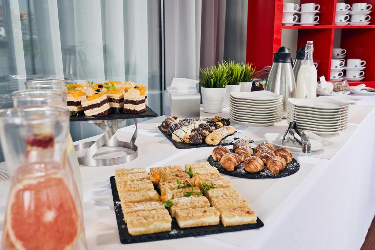 Green Park Hotel Vilnius Ngoại thất bức ảnh