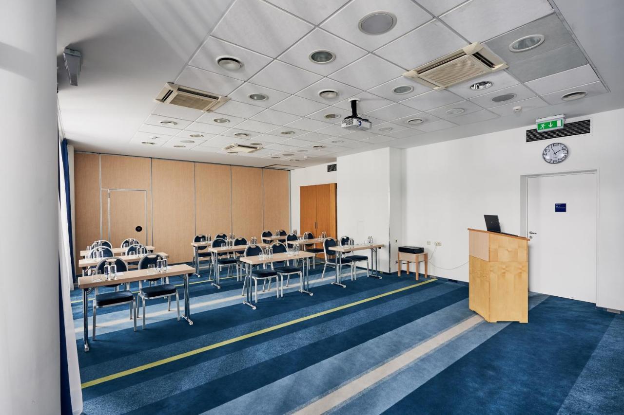 Green Park Hotel Vilnius Ngoại thất bức ảnh