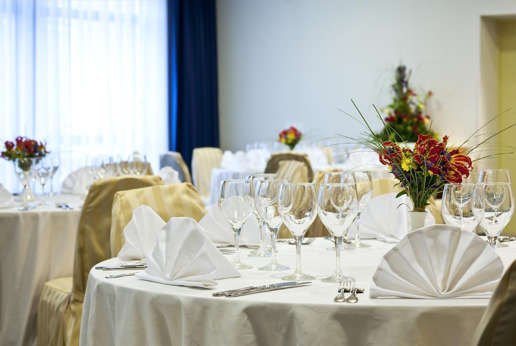 Green Park Hotel Vilnius Ngoại thất bức ảnh